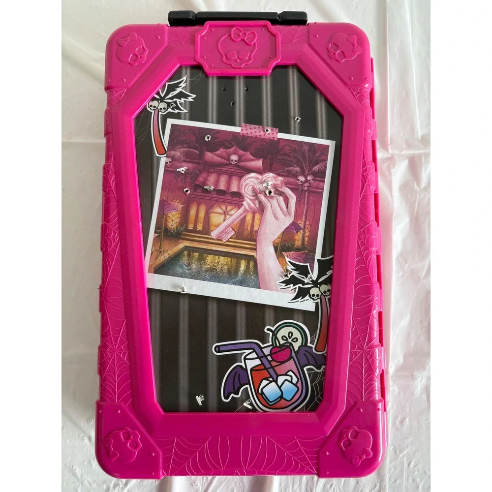 Monster High Draculaura Coffin Storage Case Pink Black Skull Accessory Box